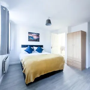 Apartment Spacious 6 Bedroom House Near Centre, Birmingham