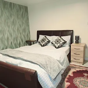 Apartment Perfect For Exploring, Birmingham