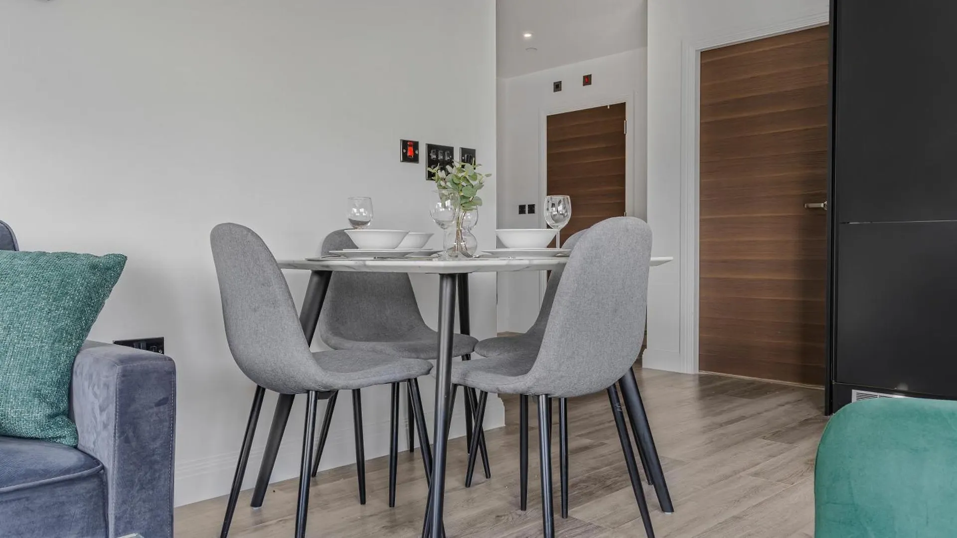 Cosy Luxury 2 Bedroom Apartment Near Nec & Birmingham Airport 0*,