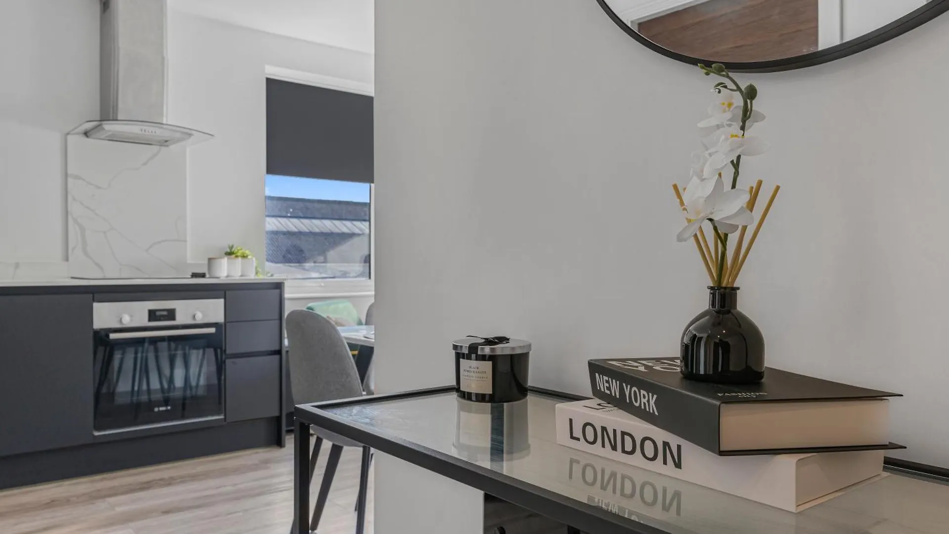 Cosy Luxury 2 Bedroom Apartment Near Nec & Birmingham Airport